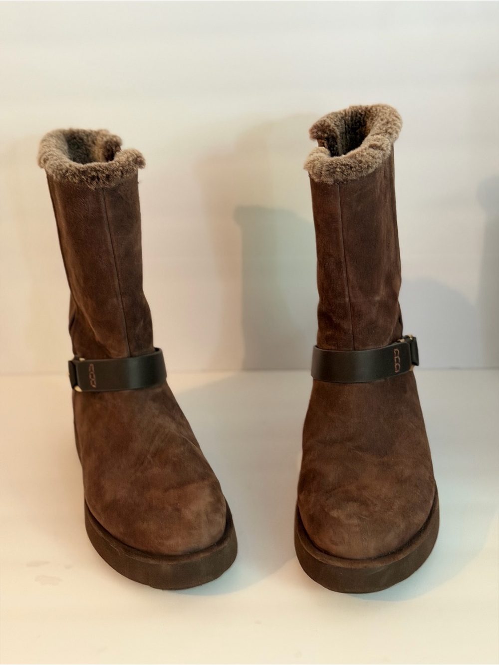 UGG Classic Berge Mini Women’s Amphora Brown Suede Sheepskin Boots